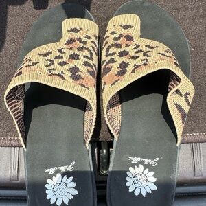 Yellow Box leaopard Sandals